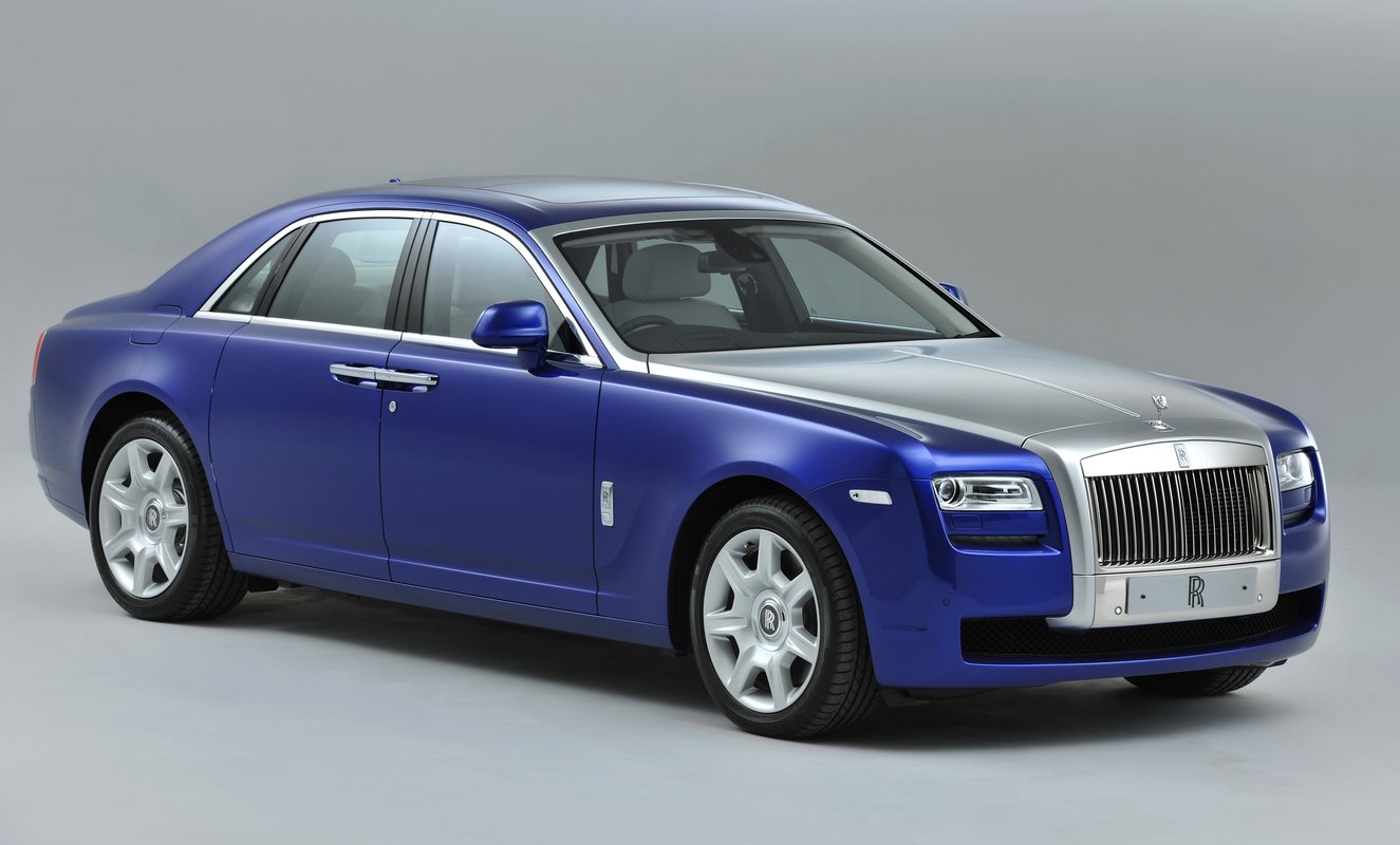 Rent a ROLLS ROYCE GHOST