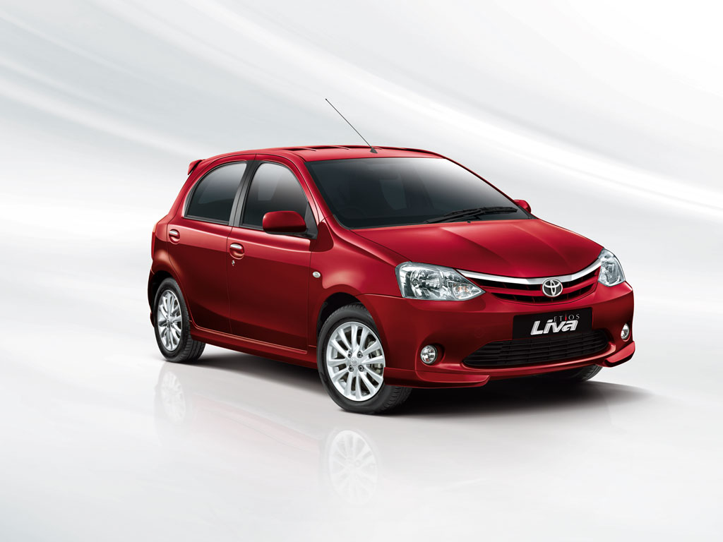 Rent a TOYOTA ETIOS LIVA